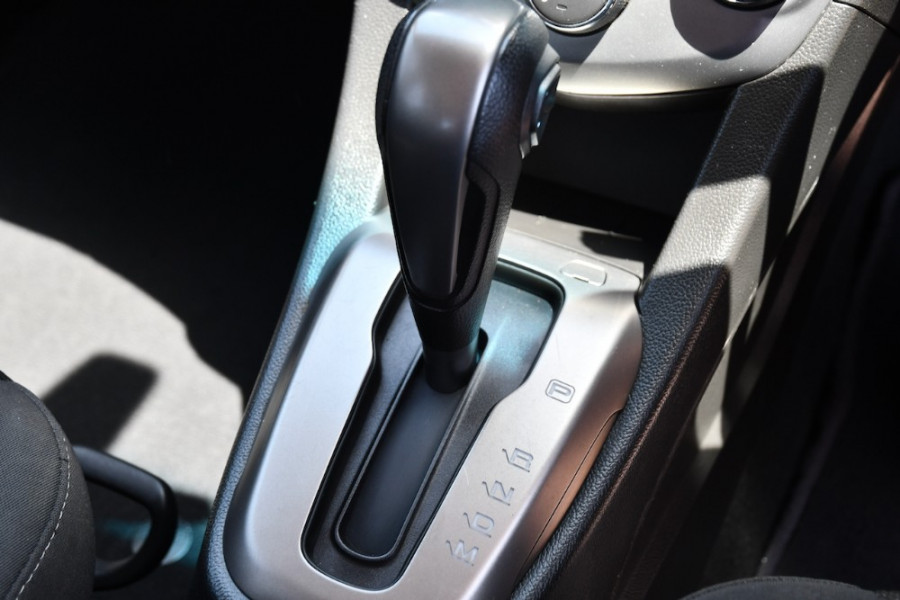 2015 Holden Barina TM MY15 CD Hatchback Image 13