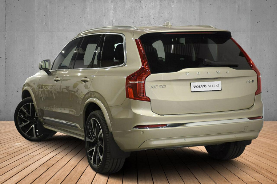 2024 Volvo XC90 L Series Ultimate B5 Bright SUV Image 4