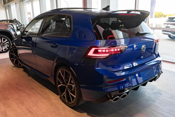 2026 MY25 Volkswagen Golf 8.5 R Hatch Image 2
