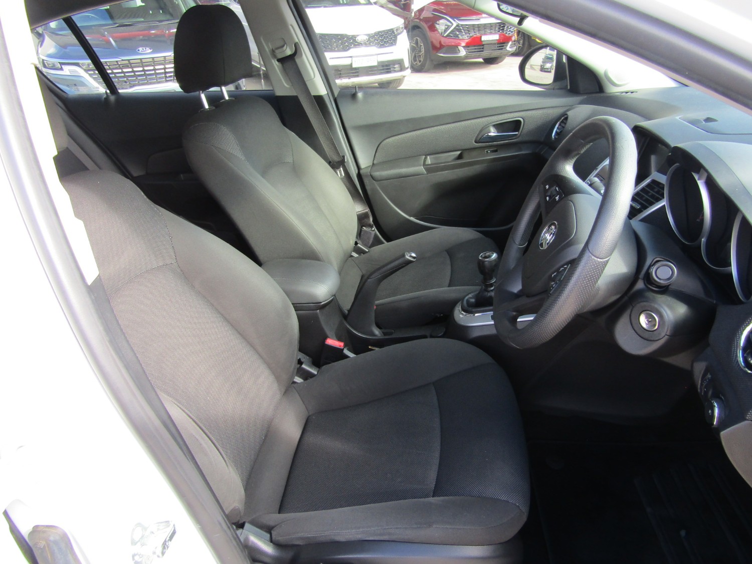 2014 Holden Cruze JH Series II  Equipe Hatch Image 17