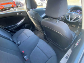 2016 MY17 Hyundai Accent RB4 Active Hatch image 24