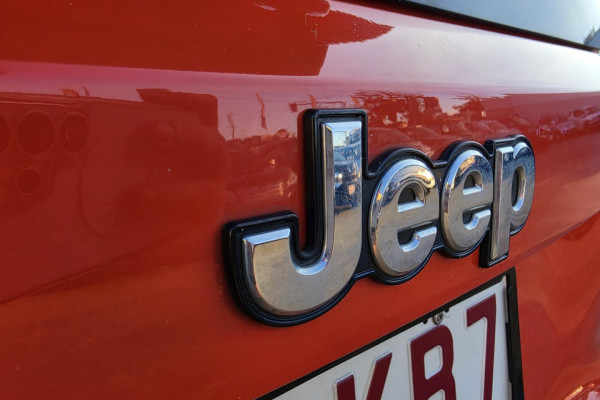 2016 Jeep Renegade BU Limited SUV Image 12