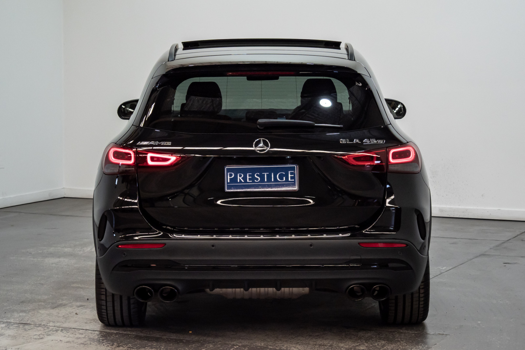 2020 Mercedes-Benz Gla 45 S 4matic+ SUV Image 10