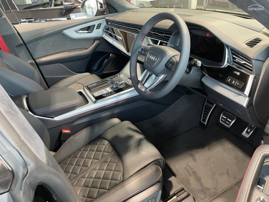 2026 Audi SQ8 TFSI SUV Image 30