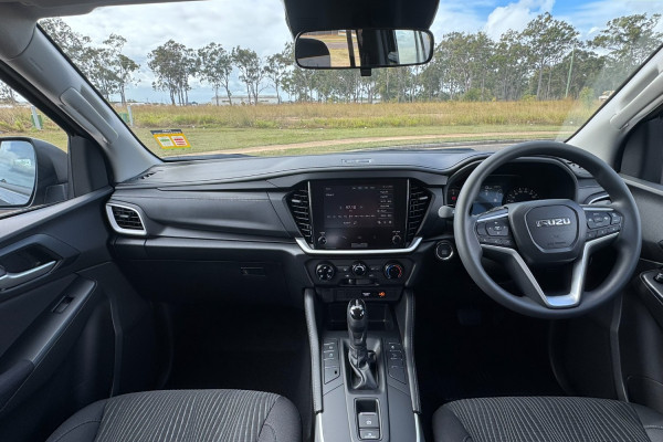 2026 MY25.5 Isuzu MU-X RJ LS-M SUV Image 11