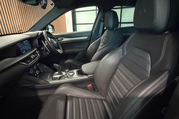 2023 Alfa Romeo Stelvio Series 5 Veloce SUV Image 19