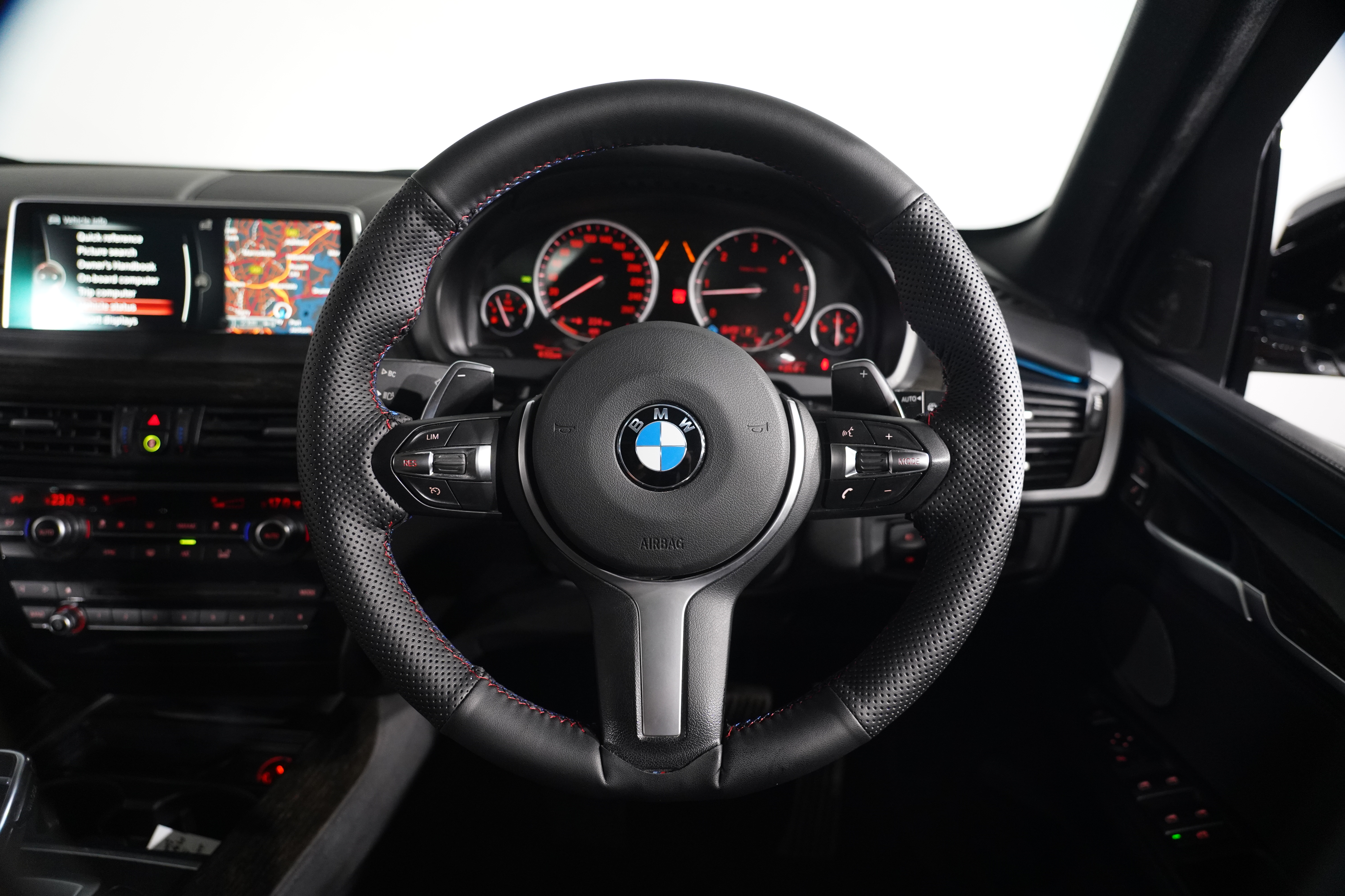 2015 BMW X5 Xdrive 40d SUV Image 14