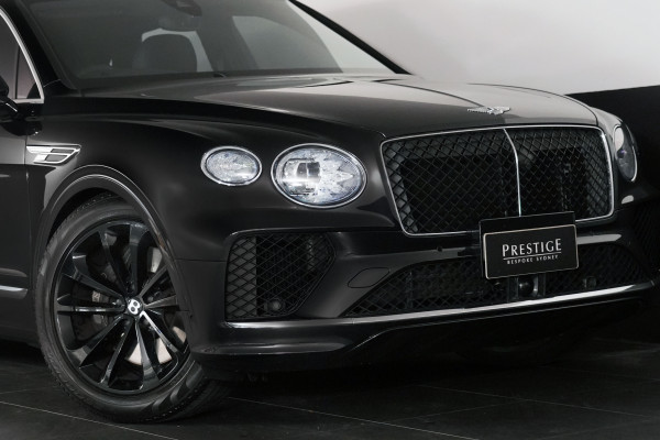 2024 Bentley Bentayga V8 SUV Image 2