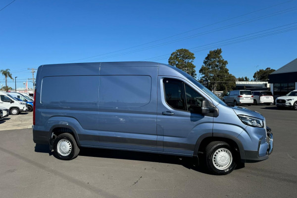 2023 LDV Deliver 9   Van Image 5
