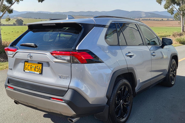 2025 Toyota RAV4 AXAH54R Cruiser SUV Image 7