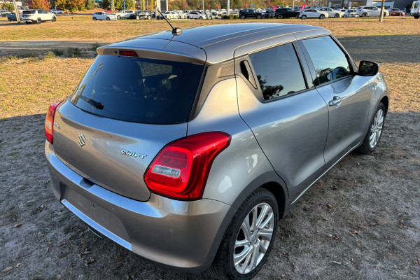 2023 Suzuki Swift AZ Series II GL Plus Hatch