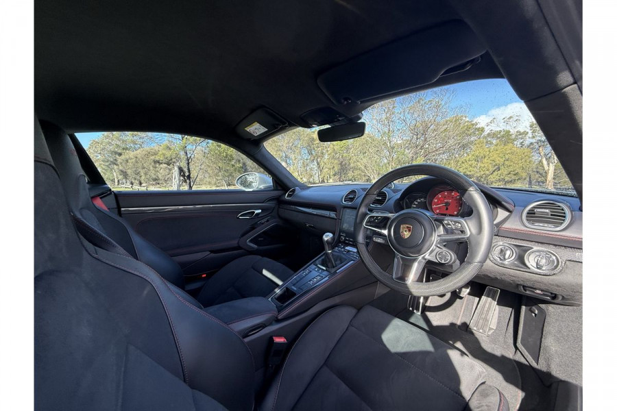 2023 MY24 Porsche 718 982 Cayman GTS 4.0 Coupe Image 13