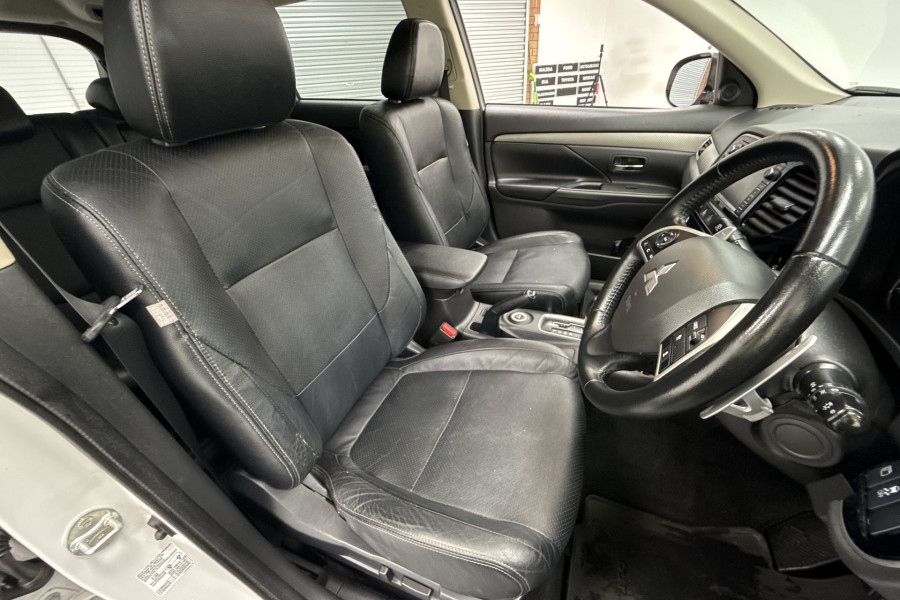 2014 MY14.5 Mitsubishi Outlander ZJ Aspire SUV Image 21