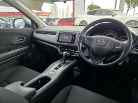 2015 Honda HR-V  VTi SUV image 10