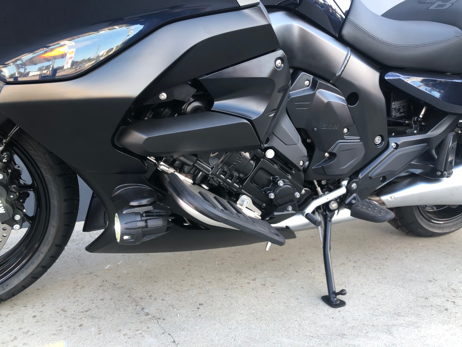 2019 BMW K1600 B Deluxe Motorcycle Image 11