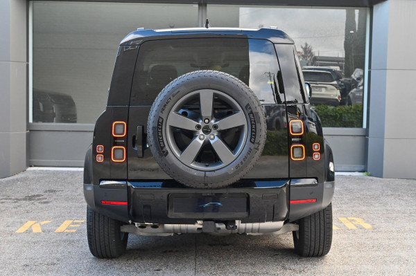2026 Land Rover Defender L663 90 D250 S SUV image 3