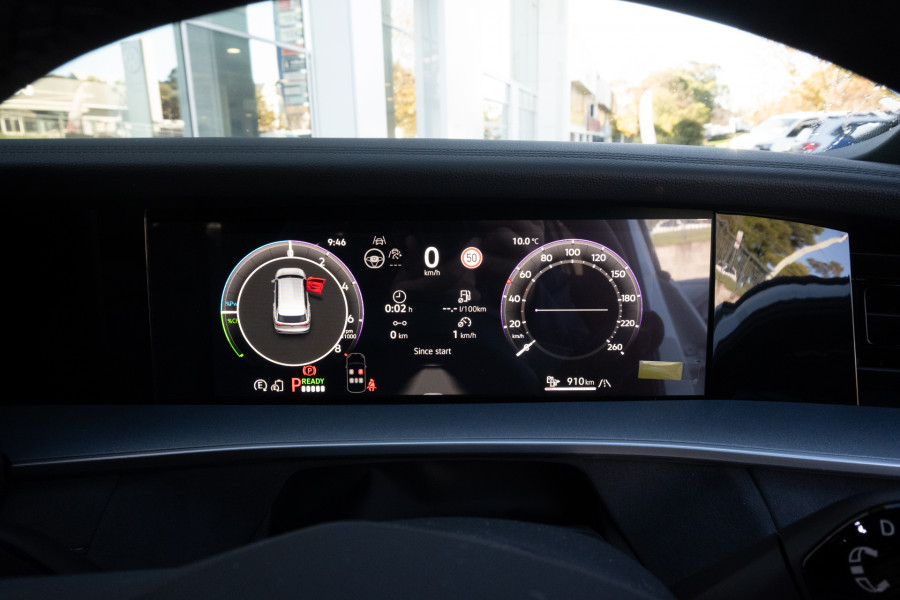 2026 Volkswagen Tayron R4 200TSI eHybrid R-Line SUV
