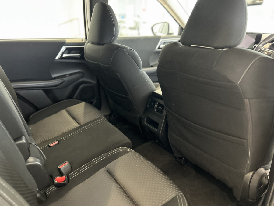 2023 MY24 Mitsubishi Outlander ZM ES SUV Image 15