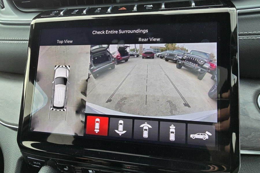 2023 Jeep Grand Cherokee WL Overland SUV Image 19