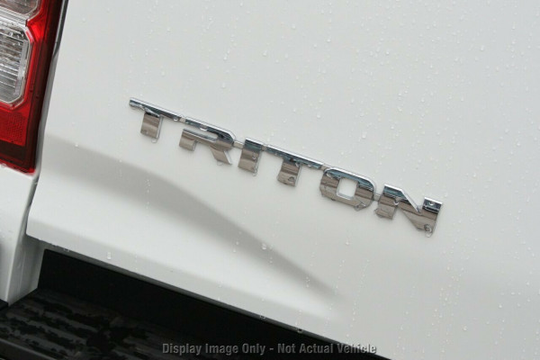 2026 Mitsubishi Triton MV GLX+ Ute Image 12