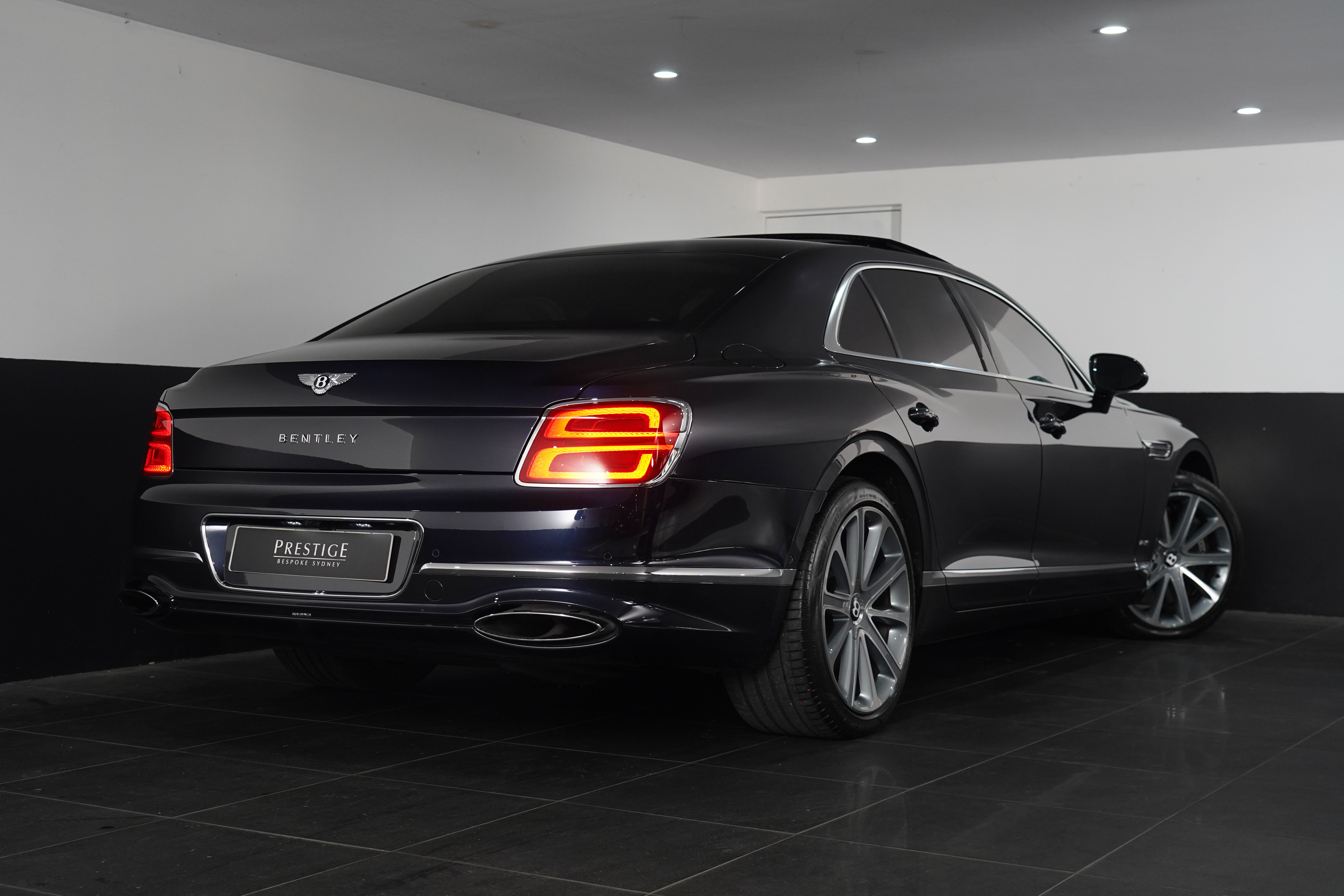 2021 Bentley Flying Spur W12 Sedan Image 18