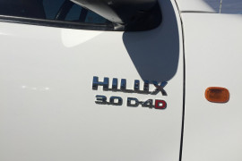 2013 MY14 Toyota HiLux SR 4x4 Double-Cab Cab-Chassis Cab chassis - dual cab