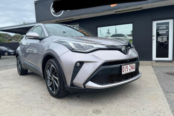 2019 Toyota C-HR NGX10R Koba SUV Image 4