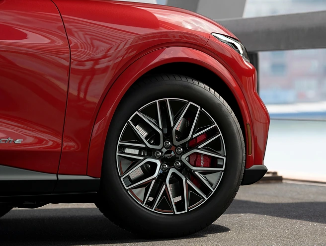 First-class wheels Image