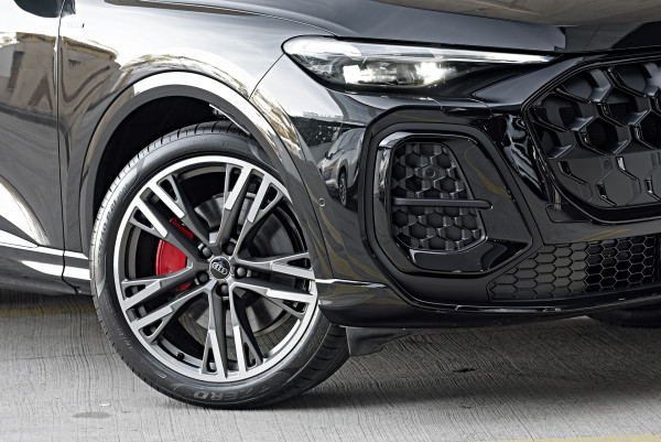 2025 MY26 Audi Q5 e-hybrid 270kW SUV image 6