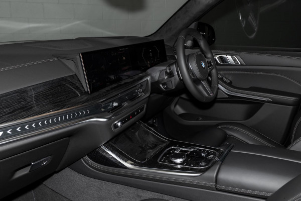 2025 BMW X7 G07 LCI xDrive40d M Sport SUV