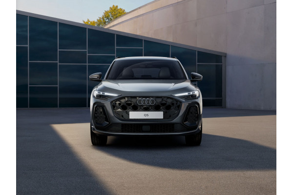2026 MY25 Audi Q5 GU e-hybrid 270kW SUV Image 2
