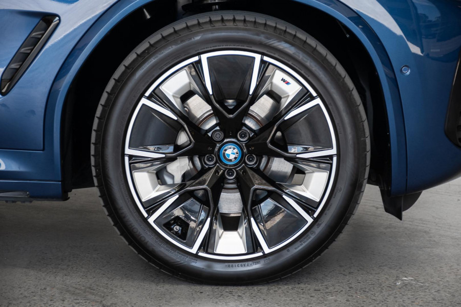 2022 BMW iX3 G08  SUV