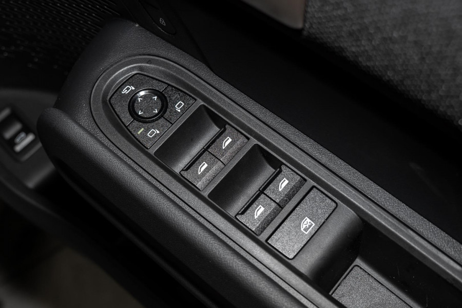 2026 MINI Countryman U25 C Favoured SUV