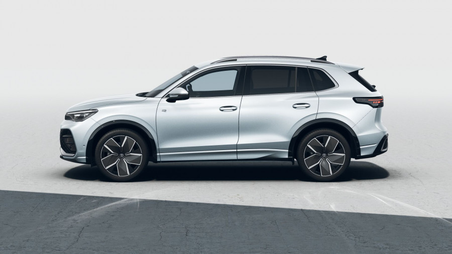 2026 Volkswagen Tiguan CT 195TSI R-Line SUV Image 2