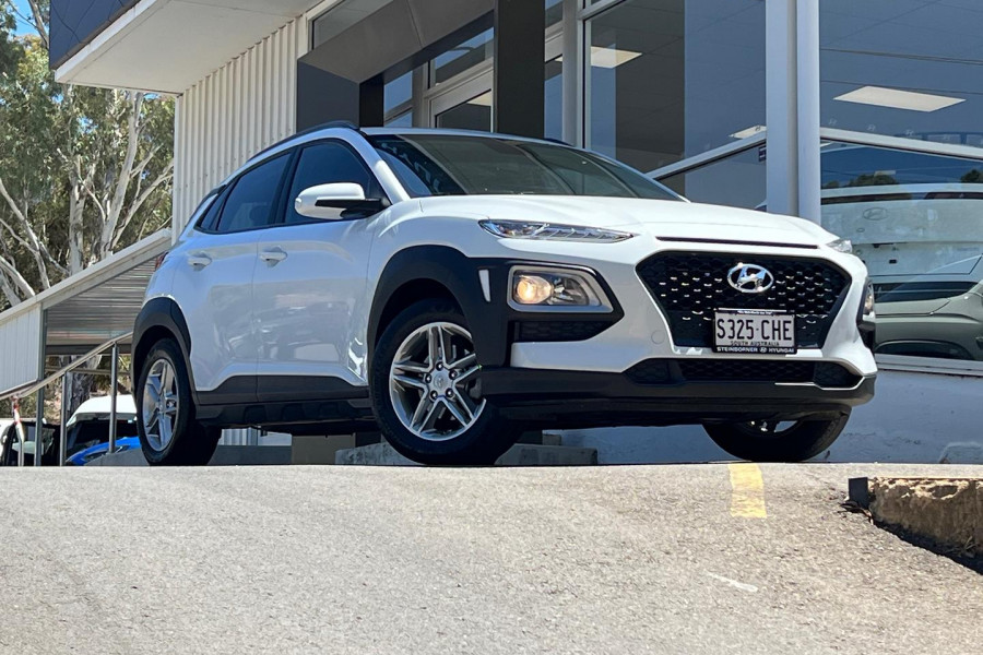 2020 Hyundai KONA OS.3 Active SUV Image 24