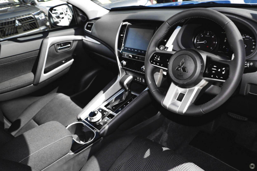 2024 Mitsubishi Pajero Sport QG GLS SUV Image 6