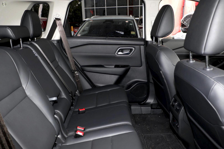 2026 Nissan X-Trail T33 Ti e-POWER SUV Image 8