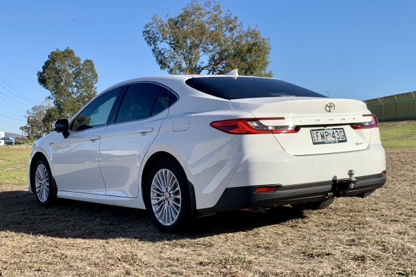 2024 Toyota Camry AXVH80R Ascent Sedan Image 5