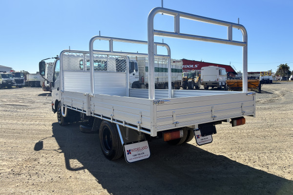 2017 Hino 300 Tray Dropside Image 4