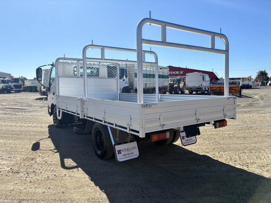 2017 Hino 300 Tray Dropside Image 4