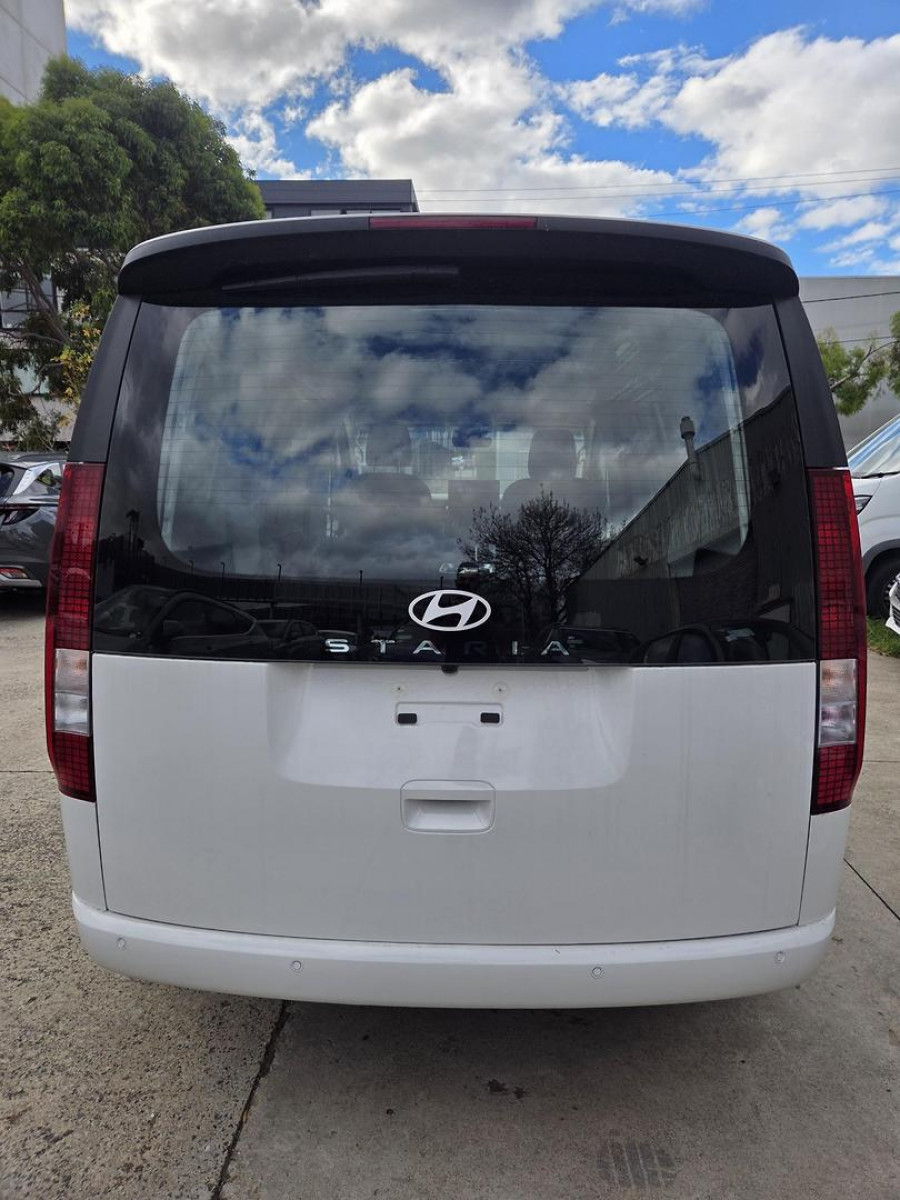 2026 MY27 Hyundai Staria Load US4.V4  Van Image 6
