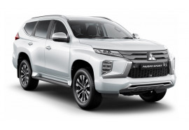 Mitsubishi Pajero Sport Exceed QE