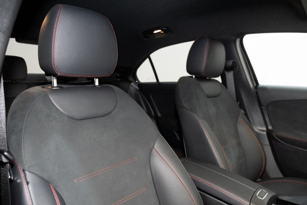 2025 Mercedes-Benz A-Class A200 Sedan image 4