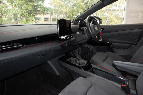 2025 MY25.5 Volkswagen ID. 4 E2 GTX SUV image 7