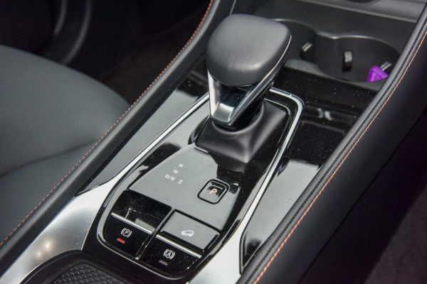 2024 MG HS SAS23 Essence SUV Image 9
