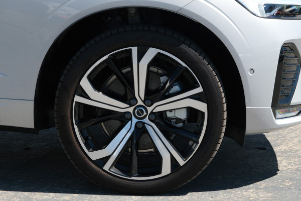 2023 Volvo XC60 UZ Ultimate B6 Dark SUV Image 6