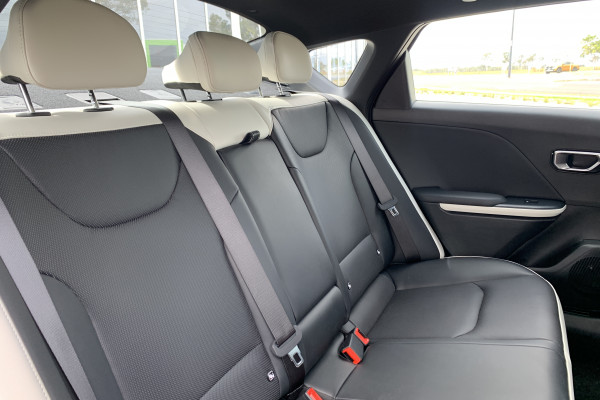 2026 Kia K4 CL4m GT-Line Sedan Image 11