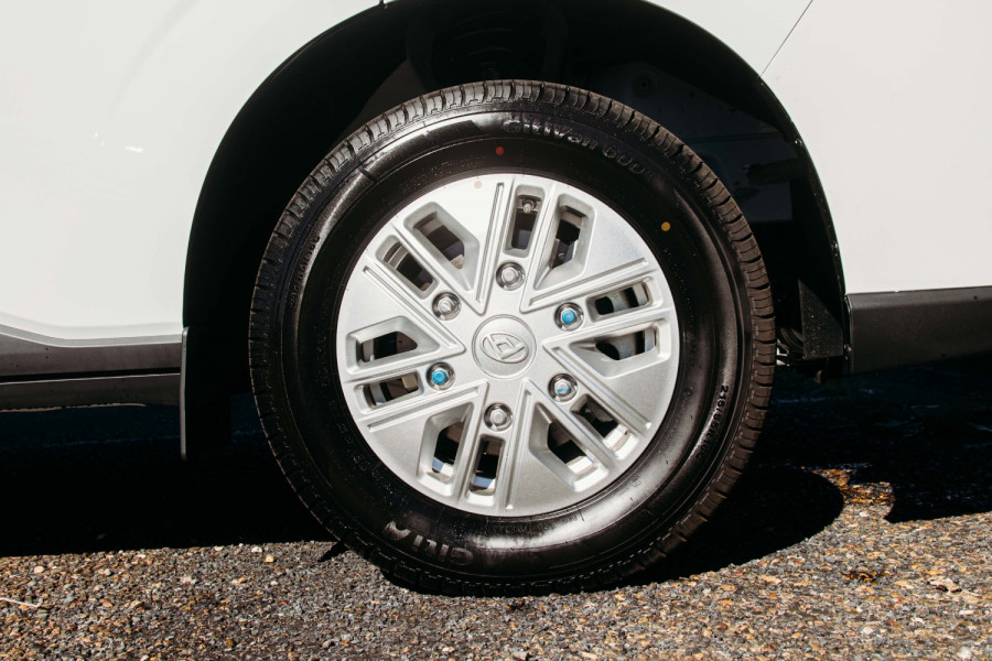 2024 LDV Deliver 7   Van Image 34