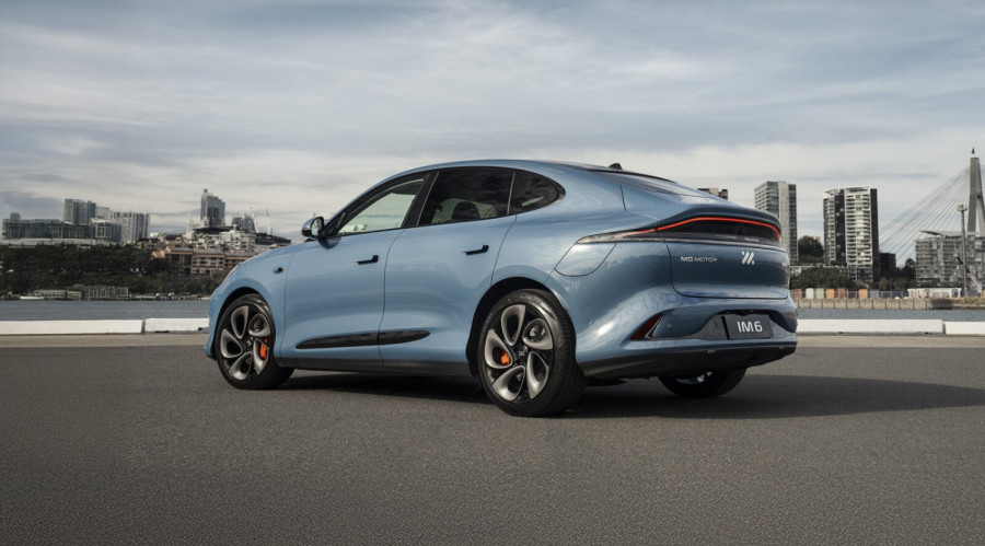 2025 MG IM6 S12L Performance SUV Image 7