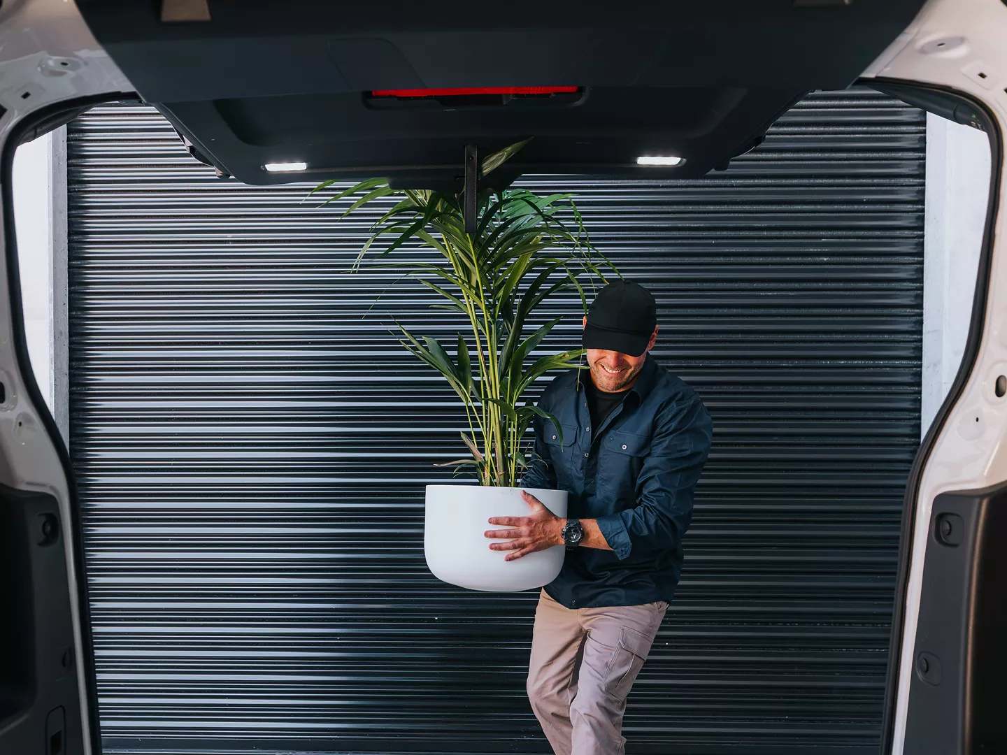 Durable design built for the daily grind Sturdy materials Image